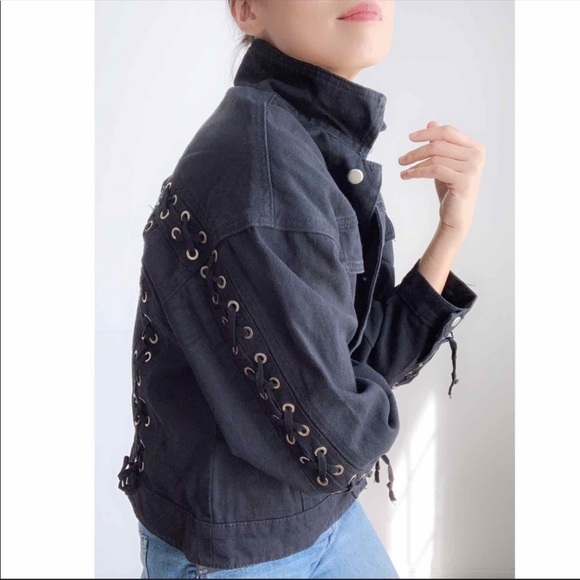 CHICBOMB - Picture 4 of 7